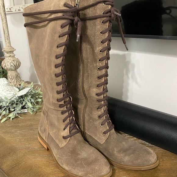 Born Devina Boots - Picture 5 of 5